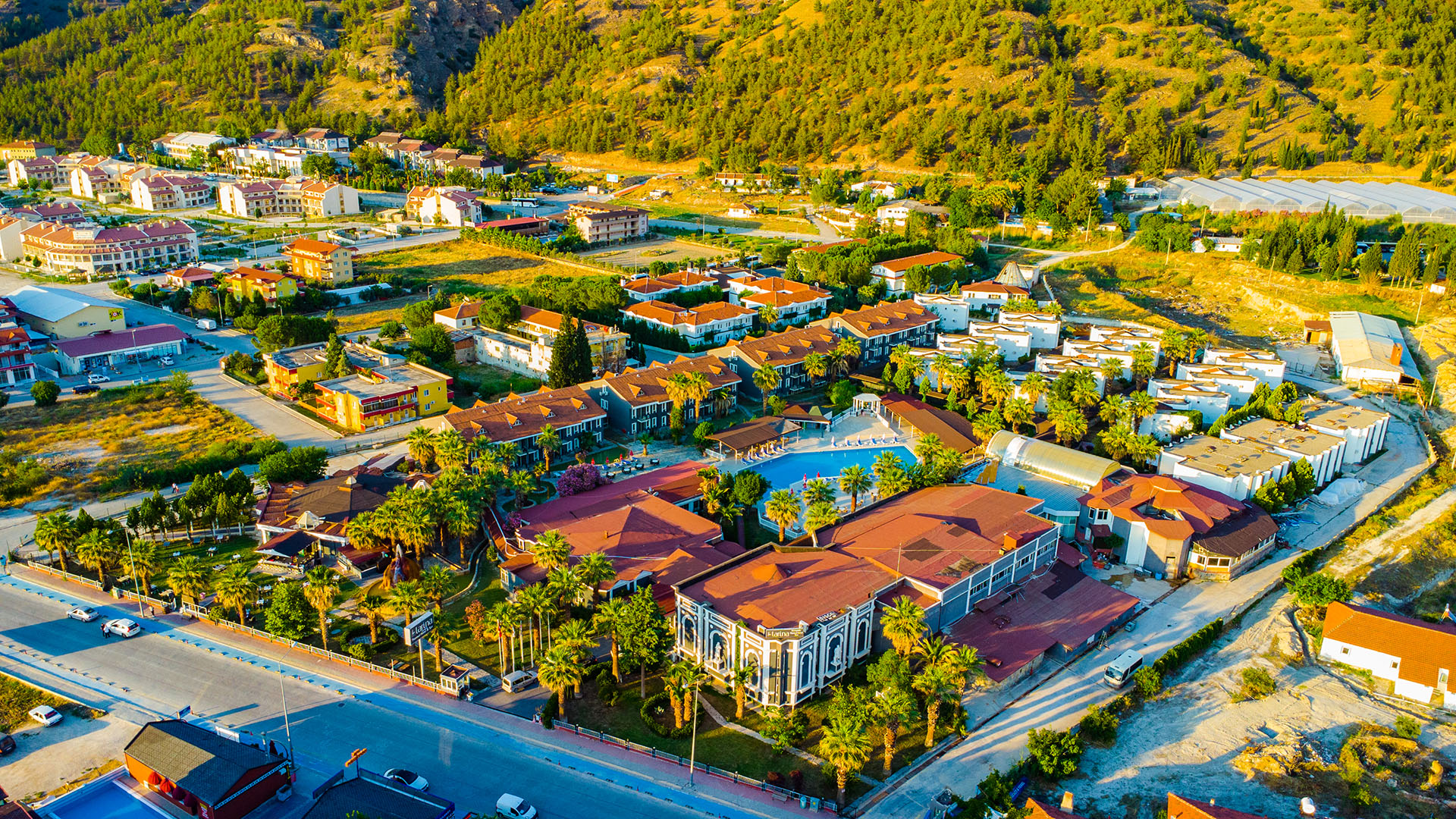 Larina Hierapolis Thermal