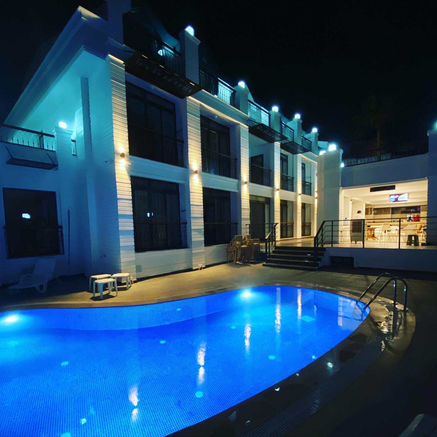 Miyas Luxury Hotel
