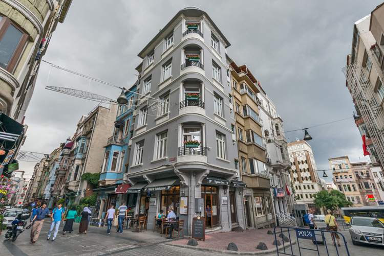 IQ Hotel Galatasaray