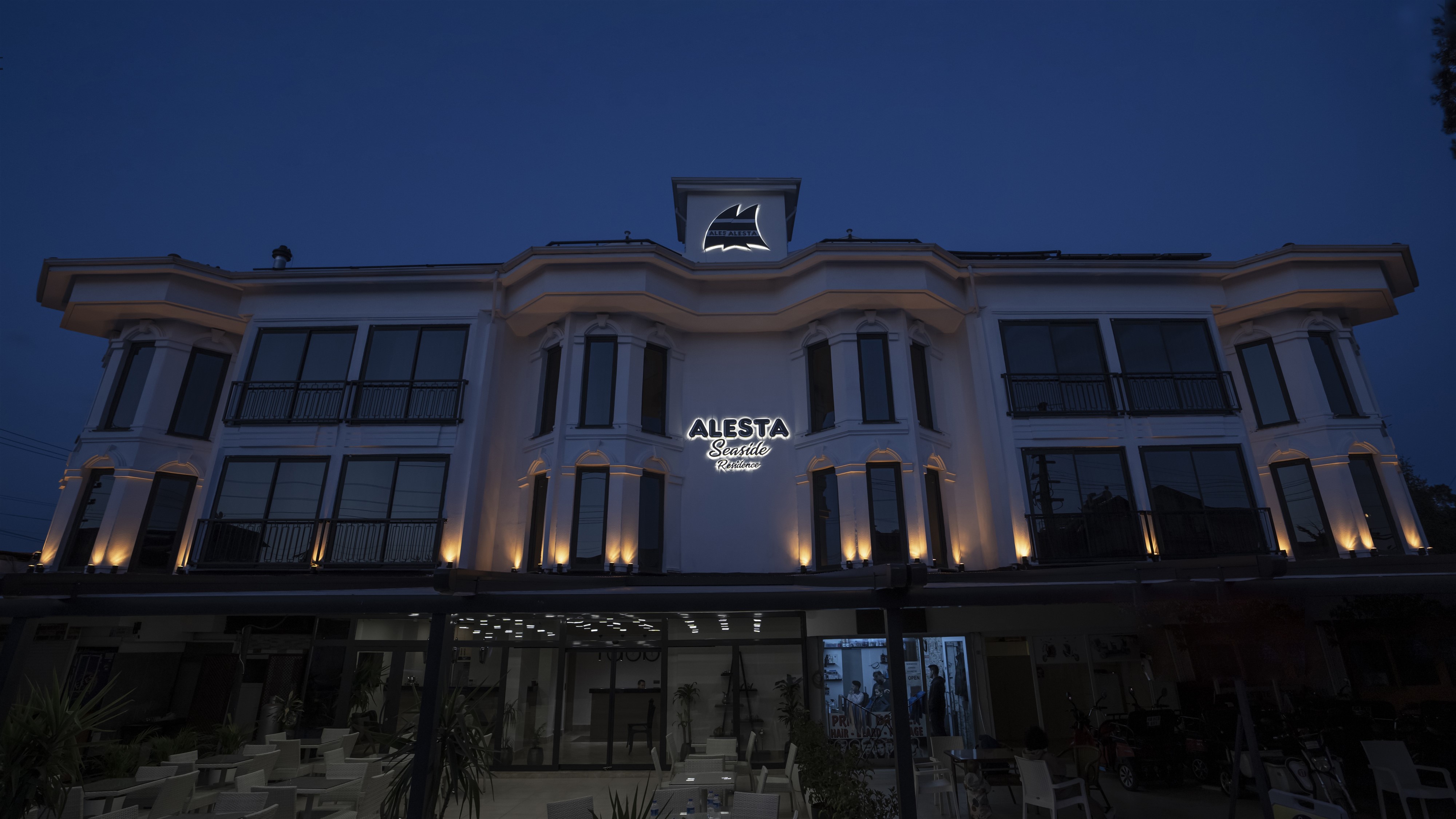 Alesta Seaside Residence