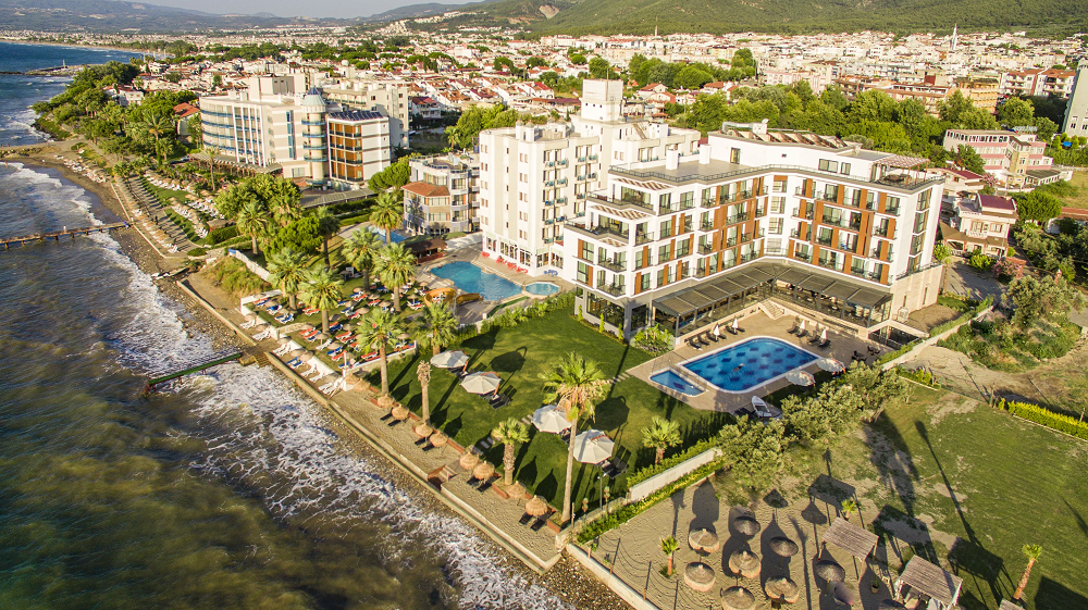 MAIA LUXURY BEACH HOTEL&SPA