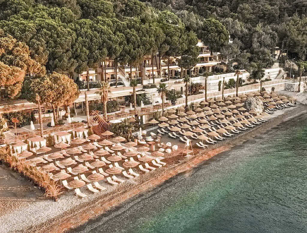 Perios Beach House - Adults Only