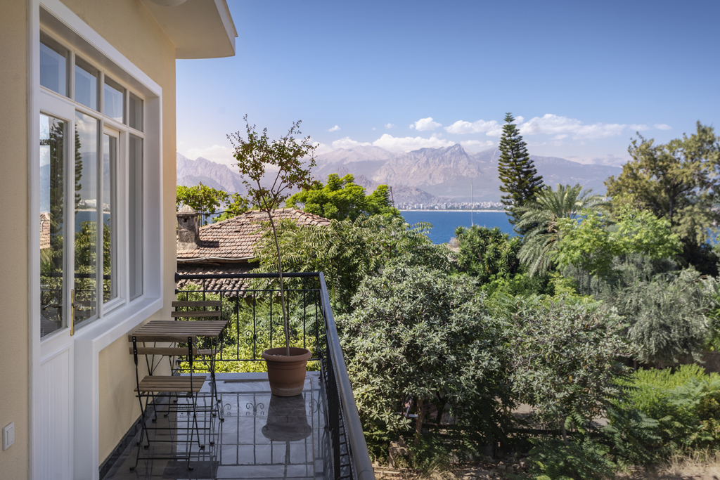 House of Good Things Hotel