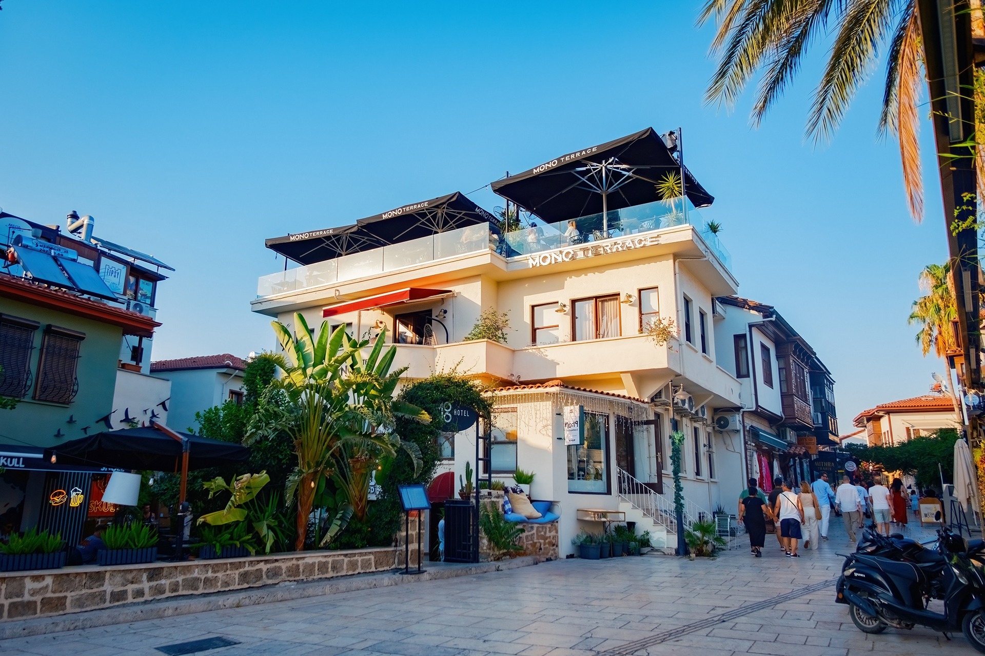 Mono Hotel